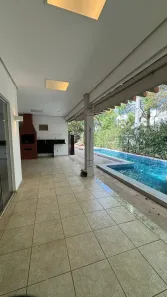 Casa de Condomínio com 4 Quartos para alugar, 257m² no Loteamento Portal do Sol II, Goiânia
