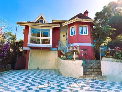 Casa com 4 Quartos à venda, 140m² no Avenida Central, Gramado