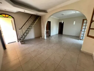 Casa com 4 Quartos para alugar, 174m² no Barreiro, Belo Horizonte