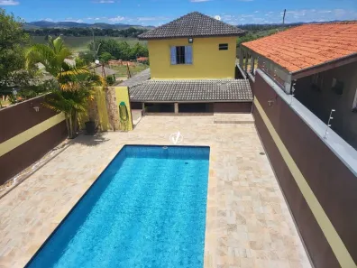 Casa com 3 Quartos à venda, 378m² no Parque Shangri-lá, Pindamonhangaba