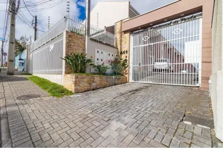 Sobrado com 3 Quartos à venda, 115m² no Uberaba, Curitiba