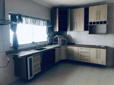 Sobrado com 3 Quartos para alugar, 192m² no Baeta Neves, São Bernardo do Campo