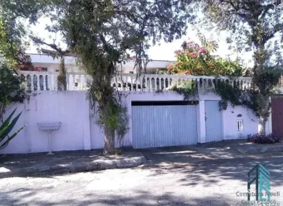Casa com 5 Quartos à venda, 120m² no Bacacheri, Curitiba