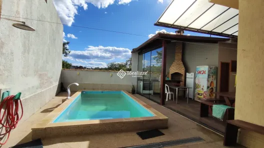 Casa com 3 Quartos à venda, 229m² no Jardim Amália, Volta Redonda
