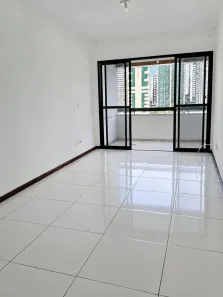 Apartamento com 3 Quartos para alugar, 90m² no Stiep, Salvador