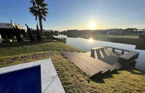 Casa de Condomínio com 3 Quartos à venda, 113m² no , Xangri-Lá