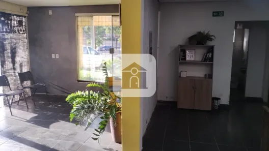 Ponto Comercial para alugar, 90m² no Saraiva, Uberlândia