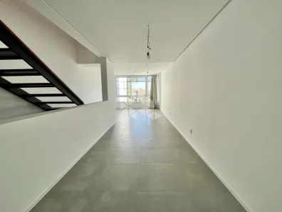 Casa com 2 Quartos à venda, 139m² no Jardim Sabará, Porto Alegre