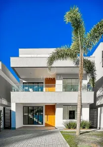 Casa de Condomínio com 5 Quartos à venda, 350m² no Recreio dos Bandeirantes, Rio de Janeiro