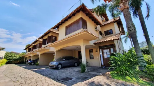 Casa de Condomínio com 3 Quartos à venda, 274m² no Tristeza, Porto Alegre
