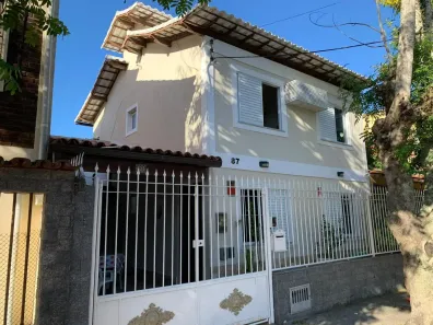 Casa de Condomínio com 5 Quartos à venda, 117m² no Braga, Cabo Frio