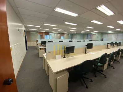 Sala Comercial para alugar, 218m² no Cerqueira César, São Paulo