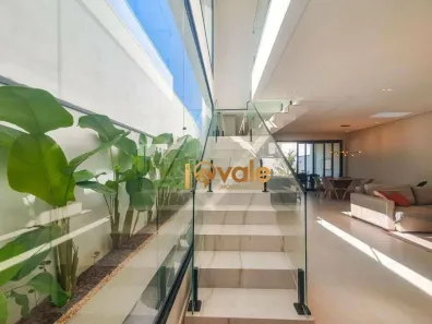 Casa de Condomínio com 3 Quartos à venda, 205m² no Jardim Jacinto, Jacareí