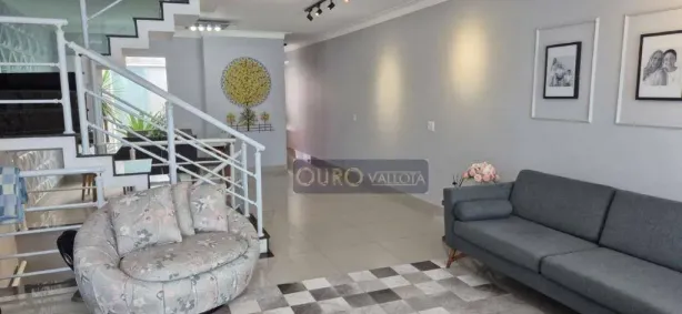 Sobrado com 3 Quartos à venda, 250m² no Vila Libanesa, São Paulo