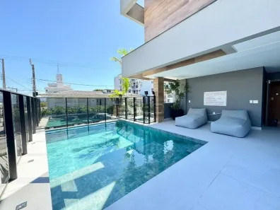 Apartamento com 2 Quartos à venda, 100m² no Coqueiros, Florianópolis