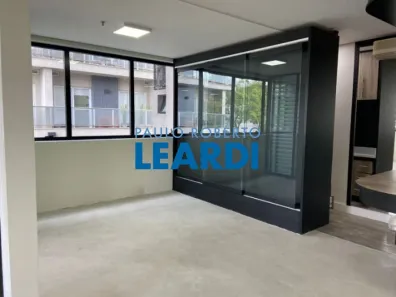 Sala Comercial à venda, 63m² no Aclimação, São Paulo