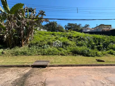 Lote/Terreno à venda, 330m² no Jardim Barbacena, Cotia