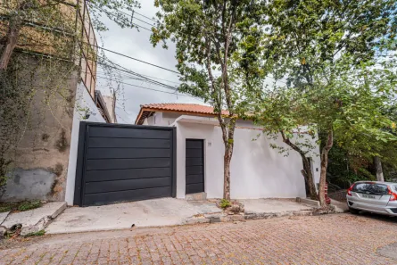 Casa com 3 Quartos à venda, 250m² no Santo Amaro, São Paulo