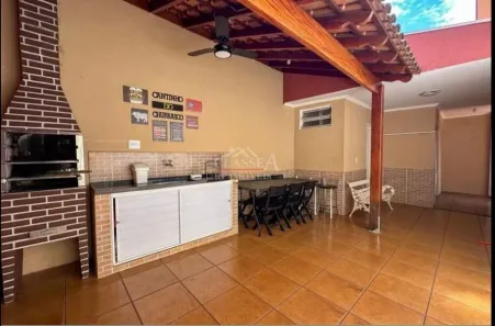 Casa com 3 Quartos à venda, 201m² no Sumarezinho, Ribeirão Preto