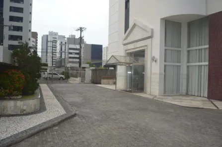 Apartamento com 4 Quartos à venda, 210m² no Candeal, Salvador