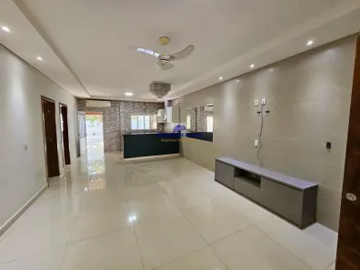 Casa com 3 Quartos para alugar, 140m² no Jardim Leblon, Cuiabá