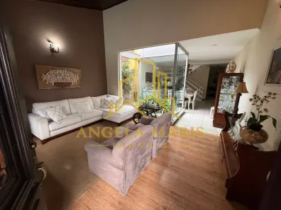 Casa de Condomínio com 4 Quartos à venda, 270m² no Jardim Maria Cândida, Caçapava