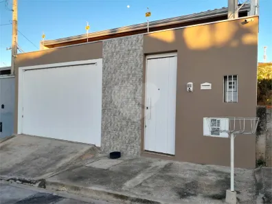 Casa com 3 Quartos à venda, 136m² no Vila José Salem, Itapetininga