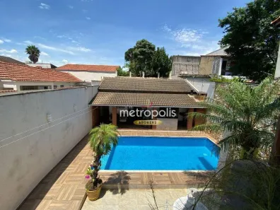 Sobrado com 4 Quartos para alugar, 495m² no Jardim, Santo André
