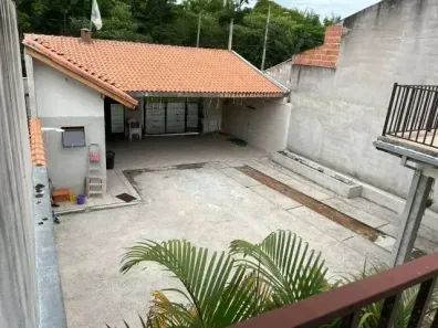 Sobrado com 2 Quartos à venda, 250m² no Village das Flores, Caçapava