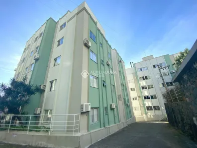 Apartamento com 3 Quartos para alugar, 94m² no Córrego Grande, Florianópolis
