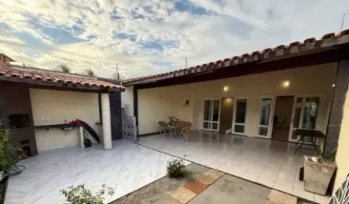 Casa com 4 Quartos à venda, 184m² no Cambeba, Fortaleza