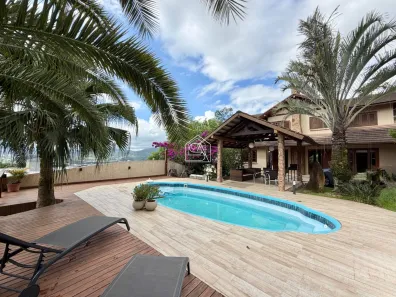 Casa com 5 Quartos à venda, 254m² no Vila Santana, Santo Amaro da Imperatriz