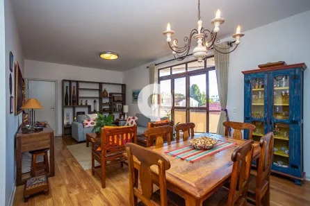 Apartamento com 4 Quartos à venda, 131m² no Hugo Lange, Curitiba