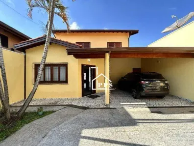 Casa com 3 Quartos para venda ou aluguel, 238m² no Pinheirinho, Vinhedo