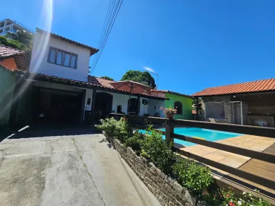 Casa com 2 Quartos à venda, 181m² no Porto Novo, Saquarema
