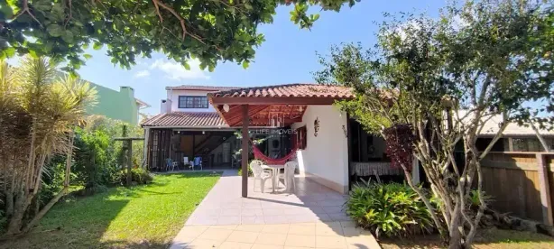 Casa com 4 Quartos à venda, 110m² no Centro, Garopaba
