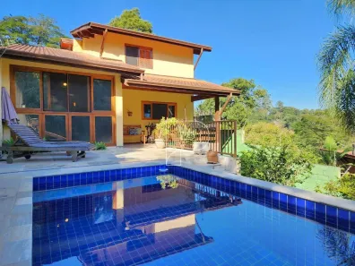 Casa com 3 Quartos à venda, 219m² no Chácara do Refúgio, Carapicuíba