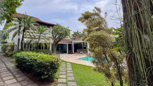 Casa com 5 Quartos para alugar, 647m² no Barra da Tijuca, Rio de Janeiro