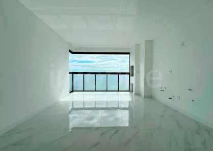 Apartamento com 3 Quartos à venda, 112m² no Meia Praia, Itapema