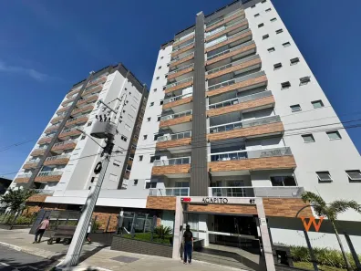 Apartamento com 2 Quartos à venda, 81m² no Canto, Florianópolis