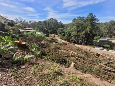 Lote/Terreno à venda, 1355m² no Jardim Barbacena, Cotia