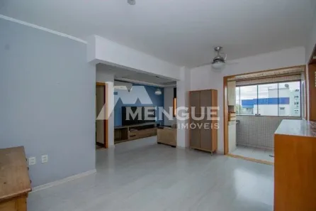 Apartamento com 2 Quartos à venda, 68m² no Passo da Areia, Porto Alegre