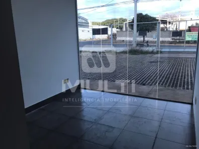 Casa com 1 Quarto para alugar, 1050m² no Minas Gerais, Uberlândia