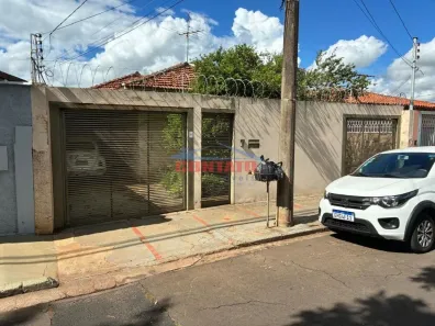 Casa com 3 Quartos à venda, 176m² no Vila Deriggi, São Carlos