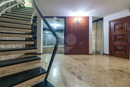 Casa com 3 Quartos à venda, 264m² no Pinheiros, São Paulo