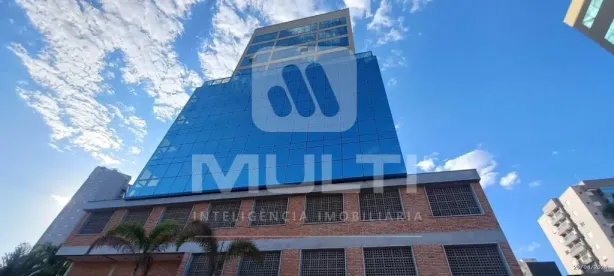 Sala Comercial com 1 Quarto para alugar, 149m² no Tabajaras, Uberlândia