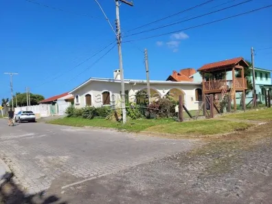 Casa com 3 Quartos à venda, 180m² no XANGRI-LÁ, Xangri-lá