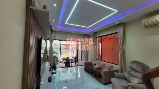 Casa com 4 Quartos à venda, 440m² no Campina, Belém