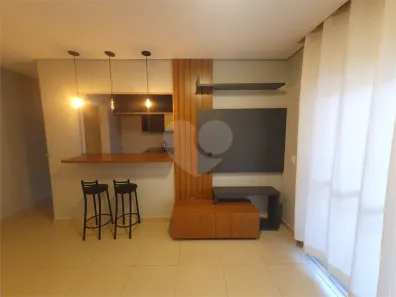 Apartamento com 3 Quartos para alugar, 75m² no Pinheirinho, Vinhedo