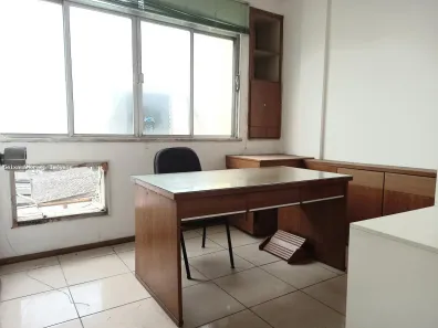 Sala Comercial à venda, 37m² no Centro, Nova Iguaçu